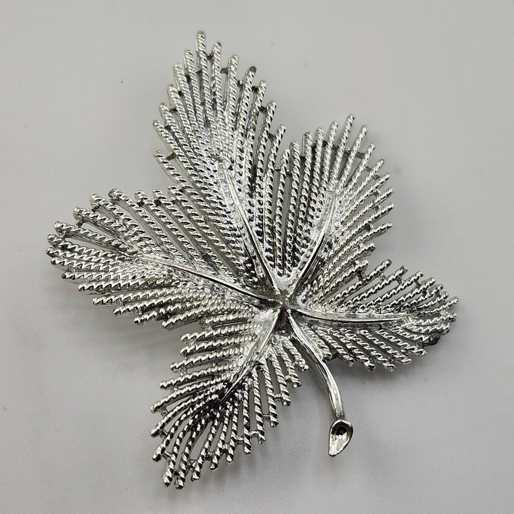 Sarah Coventry Silver‎ Tone Leaf Pin Brooch Art Nouveau Style Vintage